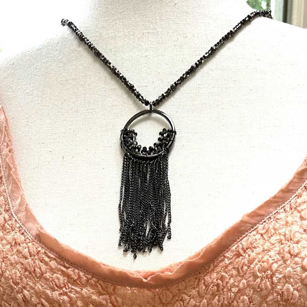 Versona NWOT Stmnt Necklace Grey Beaded Leather Gun Metal Tassled Adjustable